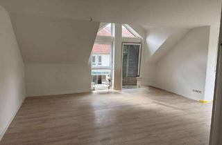 Wohnung mieten in An Den Pappel, 99439 Wohlsborn, Komplett renovierte 3ZKB & Balkon mit lichtdurchflutetem Speicher