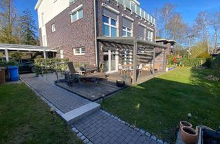 Wohnung mieten in 22869 Schenefeld, Exklusive-3-Zi.Erdgeschosswhg.über 2 Ebenen (EG, Souterrain) mit eigenem Garten und Carportplatz