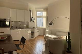 Wohnung mieten in Gersdorfstraße 62, 12105 Mariendorf, Stilvoll möblierte 2-Zimmer-Altbauwohnung mit Balkon