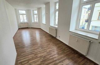 Wohnung mieten in 08606 Oelsnitz, Prima 3-R. Whg. mitten am Marktplatz