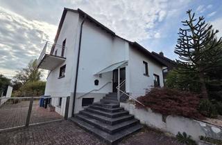 Einfamilienhaus kaufen in 66424 Homburg, Schönes freistehendes Einfamilienhaus in ruhiger Lage