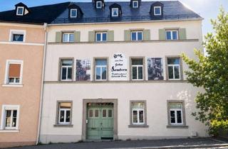 Mehrfamilienhaus kaufen in Gabelmannsplatz, 95632 Wunsiedel, Denkmalgeschütztes Mehrfamilienhaus mit TOP 9,2 % Rendite in Wunsiedel