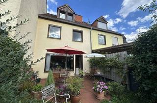 Haus kaufen in 63801 Kleinostheim, Familienfreundliches Reihenmittelhaus mit eigenem Garten, Terrasse und Garage in Kleinostheim