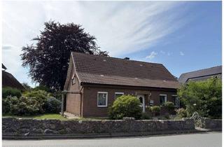 Einfamilienhaus kaufen in 21745 Hemmoor, Kleines Einfamilienhaus mit großem Grundstück in Hemmoor