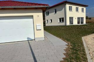 Haus mieten in Am Klostergarten 19, 89441 Medlingen, Platz für neue Ideen: Großzügiges Einfamilienhaus in Medlingen mit Doppelgarage und großem Garten