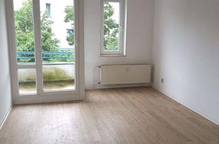 Sozialwohnungen mieten in Striewitzweg 9b, 14513 Teltow, WBS erforderlich - 3-Zimmer-Wohnung mit Balkon und Mietergarten in Teltow!