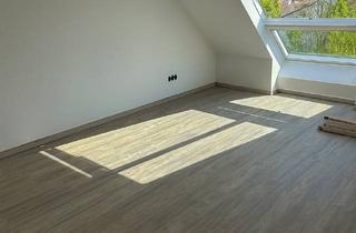 Wohnung mieten in Boxdorfer Hauptstraße 21, 90427 Boxdorf, Helle 2-Zimmer-Dachgeschosswohnung mit Dachbalkon – Erstbezug nach kompletter Sanierung