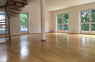 Penthouse mieten in 61440 Oberursel, Penthouse-Wohnung auf zwei Etagen - Innenstadtnähe