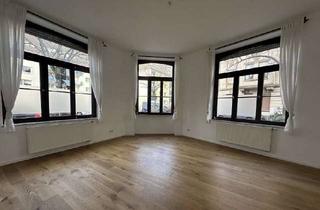 Wohnung mieten in Kasparstraße 47, 50670 Altstadt-Nord, Altbauwohnung Agnesviertel 1,5 befristet