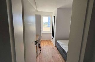 WG-Zimmer mieten in Gerhard-Hauptmann-Straße 11, 91058 Bruck, Erlangen I 10 m² Zimmer I Gerhard-Hauptmann-Straße 11 | Zimmer 3