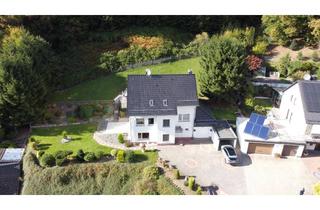 Haus kaufen in 58579 Schalksmühle, Traum-Investment & Wohnjuwel: Freistehendes Dreifamilienhaus mit XL-Sonnenterrasse!