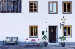 Haus kaufen in 83623 Dietramszell, Sanierter, historischer Familiensitz mit imposanter, vielseitigst nutzbarer Tenne