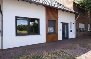 Reihenhaus kaufen in Dinxperloer Straße 143, 46399 Bocholt, Zentral wohnen, gemütlich leben - Kernsaniertes Reihenhaus in Bocholt