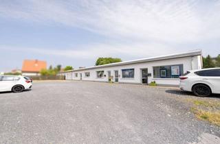 Anlageobjekt in 98673 Eisfeld, *Eisfeld* 3 Büroeinheiten + 1 Wohnung + 6 vorbereitete Apartments + Lagerhalle auf 3135 m² Grund!