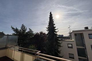 Wohnung kaufen in 70567 Stuttgart, Zum Einzug bereit - attraktive 3-Zi.- Wohnung mit Dachterrasse in beliebter Wohnlage