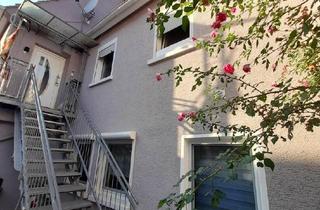 Wohnung kaufen in 76877 Offenbach, Großzügige Maisonettewohnung mit Garten, Garage und viel Raum für Ihre Ideen