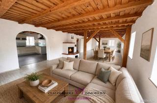 Haus kaufen in 91555 Feuchtwangen, *** ZACK…VERLIEBT – Historisches Fachwerkhaus mit modernem Innenausbau und Nebengebäude in Larrieden ***