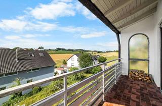 Wohnung kaufen in 86453 Dasing, Großzügige Maisonettewohnung mit Fernblick, Balkon und Gartenanteil in Dasing!