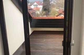 Wohnung mieten in Ofterdingenstraße 18, 65779 Kelkheim, Schöne und sonnige 2-Zimmer Dachgeschosswohnung in Kelkheim-Hornau