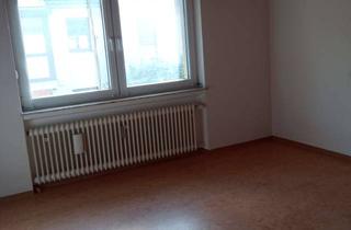 Wohnung mieten in Allee, 36100 Petersberg, Alltagstaugliche 4-Zimmer-Wohnung mit Balkon in Petersberg