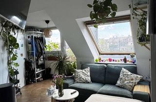 Wohnung mieten in Schweppermannstrasse 27, 90408 Nürnberg, Helle 1,5-Zimmer-Dachgeschosswohnung in Nürnberg