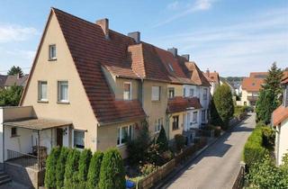 Haus kaufen in 07768 Kahla, Reihenendhaus in guter Lage von Kahla