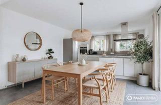 Einfamilienhaus kaufen in 21365 Adendorf, Modernes Wohnen auf großzügigem Grundstück: Kernsaniertes Einfamilienhaus mit Garage und PV-Anlage