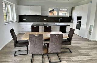 Wohnung mieten in Breiter Weg 18, 92660 Neustadt, neuwertige, großzügige 4-Zimmer-Wohnung mit großem Balkon in NEW