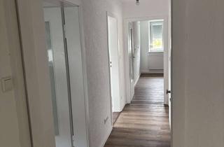Wohnung mieten in Mozartstraße 11, 86462 Langweid, Gut geschnittene Dachgeschosswohnung mit 4 Zimmern und Balkon in Langweid