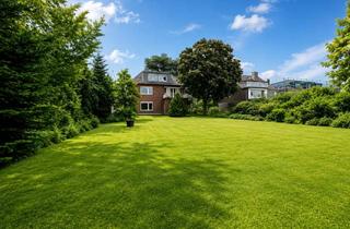 Villa kaufen in 40667 Meerbusch, Seltene Gelegenheit – Stilvolle Villa mit außergewöhnlichem Gartenparadies in Alt-Meererbusch