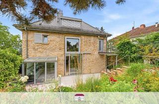 Villa kaufen in 70193 West, Charmante Familienvilla mit traumhaftem Garten in bester, gesuchter Halbhöhenlage