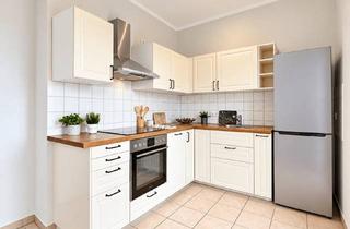Wohnung mieten in Bergstraße 2A, 23992 Neukloster, Ab sofort bezugsfrei: Frisch renovierte 2-Zimmer-Wohnung mit Balkon und Einbauküche