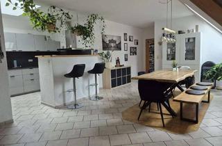 Wohnung mieten in Burggrumbacher Str., 97294 Unterpleichfeld, Großzügige, helle 4- Zimmerwohnung mit Balkon, Kamin und Stellplätzen (Niedrigenergiebauweise)