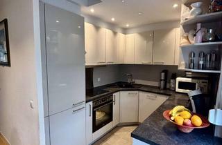 Wohnung mieten in Auwaldstraße 70, 79110 Landwasser, 93 m² Wohntraum | Neue Küche & Bad | Balkon mit Grünblick | Stellplatz