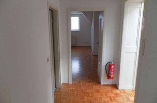 Wohnung mieten in 07407 Rudolstadt, Sonnige große 1-Zimmer-Wohnung mit separater geräumiger Wohnküche in Rudolstadt