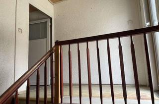 Wohnung mieten in Marktplatz, 71131 Jettingen, Vielseitiger Wohnraum: 4-Zimmer-Dachgeschosswohnung in Jettingen