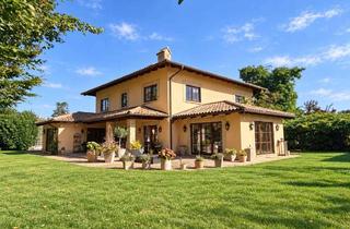 Haus kaufen in 31555 Suthfeld, Exklusiv bei KARSTEN IMMOBILIEN: Mediterrane Eleganz trifft außergewöhnlichen Wohnkomfort - Suthfeld