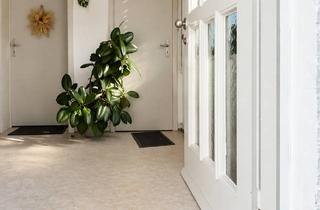 Wohnung mieten in Kückstraße 8-10, 52499 Baesweiler, Charmante 3-Zimmer-Dachgeschosswohnung mit Einbauküche in Baesweiler – ca. 70 m²