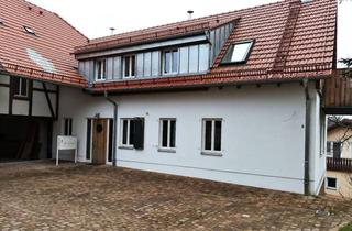 Wohnung mieten in Kronenweg, 64720 Michelstadt, Wohnen mit Charakter: 3-Zimmer-Dachgeschosswohnung in Michelstadt