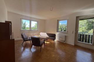 Wohnung mieten in 88471 Laupheim, Möblierte 3-Zimmer-Wohnung mit Vintage-Charme, Balkon, Einbauküche und Garage in Laupheim