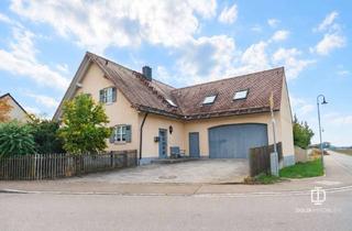Einfamilienhaus kaufen in 86679 Ellgau, Stilvolles Einfamilienhaus mit Doppelgarage und Garten in naturnaher Lage & Top-Anbindung
