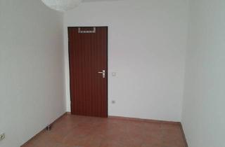Wohnung mieten in 49086 Osnabrück, Osnabrück - 1 Zimmer ca. 12 qm in Reihenhaus WG-tauglich an Studentinnen/Studenten zu 340 ? (200 ? kalt, 140 ? N