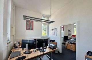 Anlageobjekt in 61250 Usingen, Eine ideale Kapitalanlage - bestens vermietete Büroflächen und Wohnung