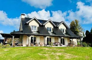 Villa kaufen in 61389 Schmitten, Schmitten im Taunus - Einmalige Immobilie - Freistehende Landhausvilla
