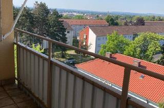 Wohnung kaufen in 97424 Schweinfurt, Schweinfurt - 2-Zimmer-Wohnung mit Balkon und Garage - direkt vom Eigentümer