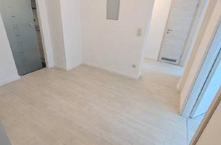 Wohnung kaufen in 90459 Nürnberg, Nürnberg - 4-Zimmer-Wohnung,Einbauküche, Balkon, Garten, + Tiefgargenstellpl