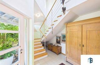 Einfamilienhaus kaufen in 55437 Ober-Hilbersheim, Großzügiges Familienhaus mit Dachterrasse, Kamin, großem Garten und Doppelgarage