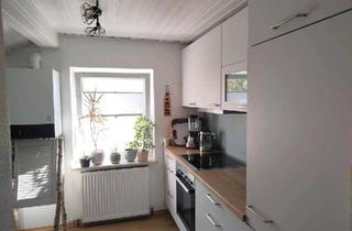 Wohnung kaufen in 85055 Ingolstadt, Ingolstadt - 3 Zimmer Dachgeschosswohnung