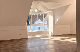 Wohnung kaufen in 84478 Waldkraiburg, Waldkraiburg - Helle 1-Zimmer Wohnung in grüner Wohnanlage