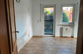 Wohnung kaufen in 91154 Roth, Roth - 2 Zimmer Erdgeschosswohnung mit Terrasse und TG Stellplatz